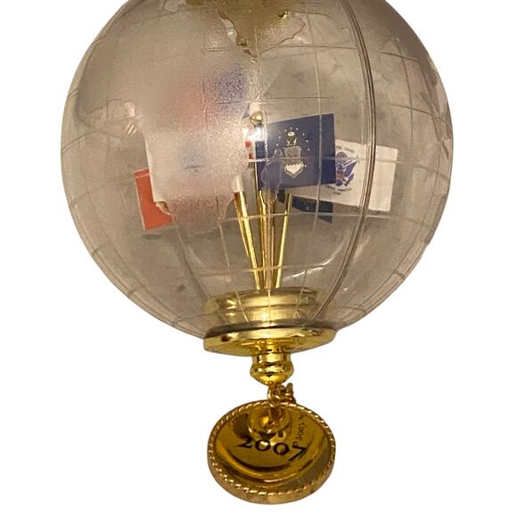 2007 Hallmark USA Globe Military Flags Christmas Ornament A World of Freedom - Picture 4 of 11